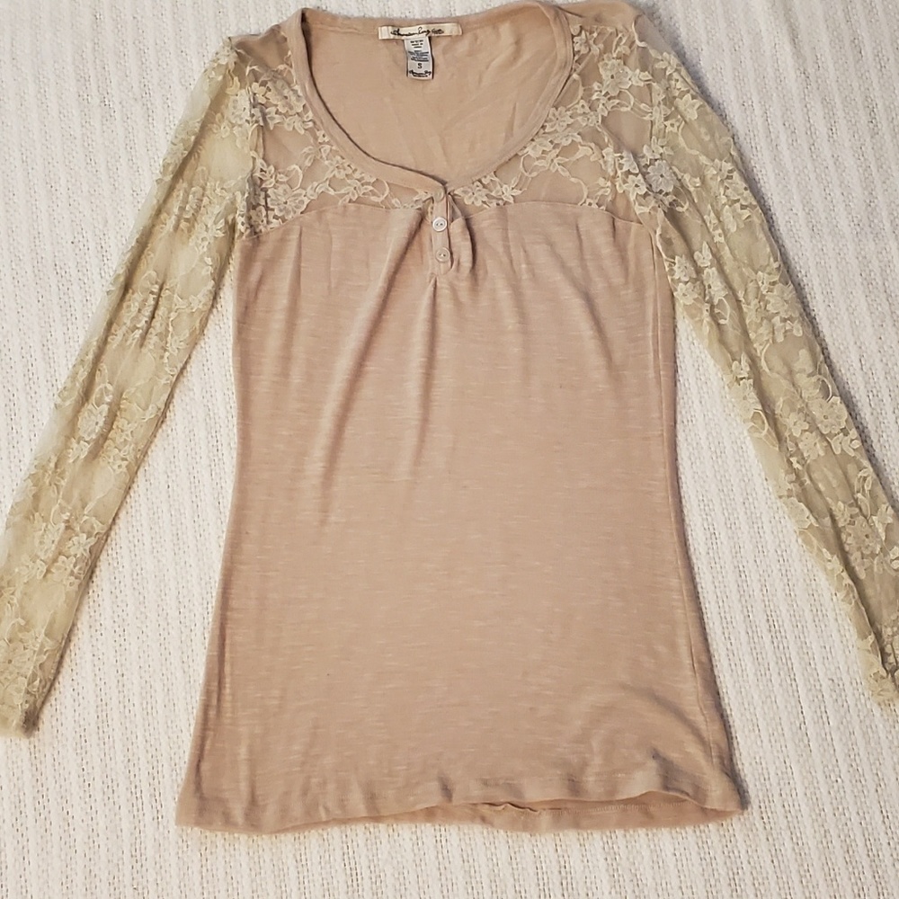 Lace sleeve T shirt